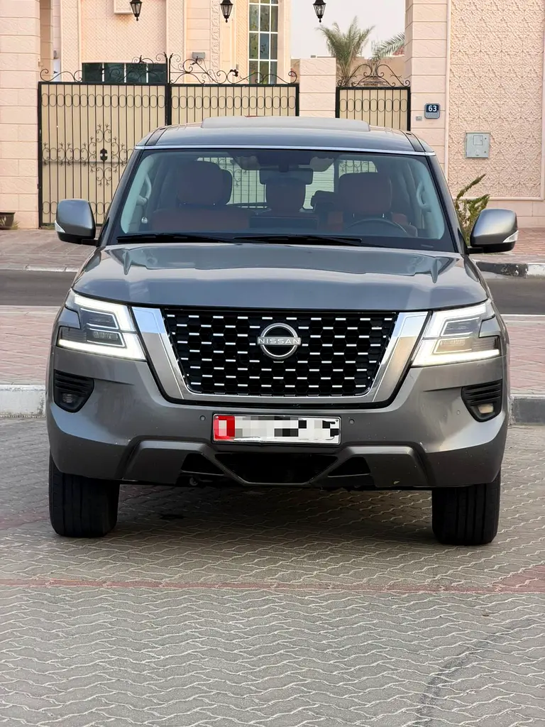 Nissan Patrol 2024 — photo 1 of 11