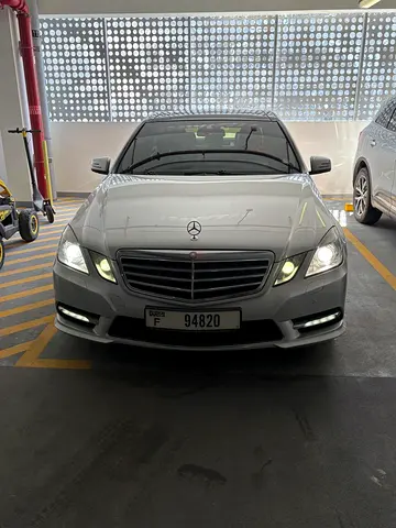 Mercedes-Benz E-Class E 300 2013 GCC Specs