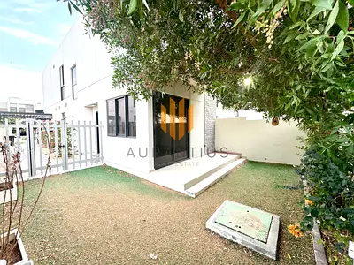 Modern Style|3BR plus Maid|Vacant |Corner