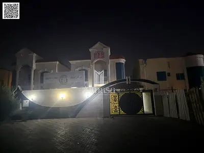 فيلا تجارية للايجار بأرقي مناطق عجمان المويهات