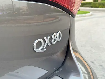 2017 Infiniti QX80 — миниатюра 14