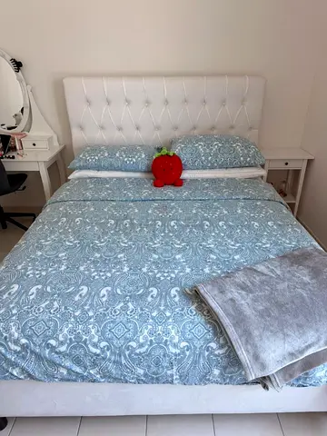 Queen size upholstered bed with headboard - white and with Ikea spring mattress