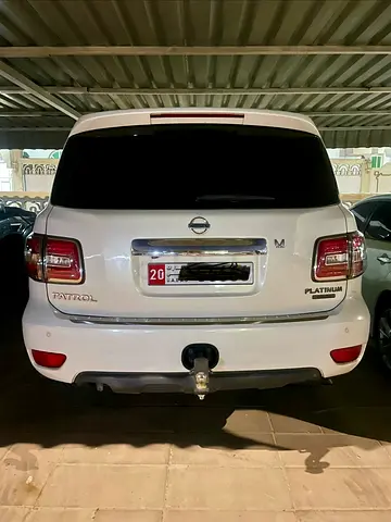 Nissan Patrol SE Platinum 2011 GCC Specs