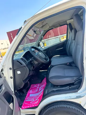 2015 Toyota HIACE — фото 15