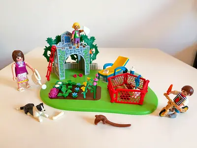 Playmobil Family Garden #70010