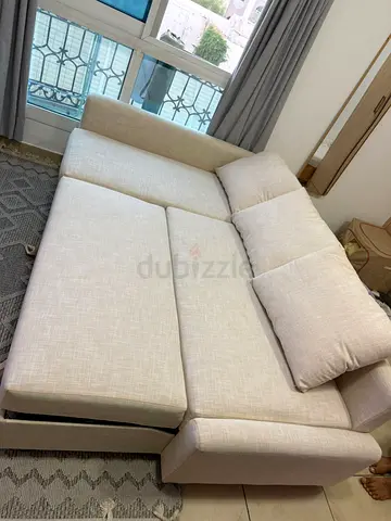 Ikea L Shape corner sofa cumbed available in excellent condition