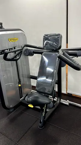 Technogym Chest Press Machine - Commercial Grade, Excellent Condition