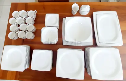 Dinnerware and Steel Cutlery Set