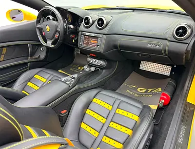 صورة مصغرة 11 لـ 2013 Ferrari CALIFORNIA
