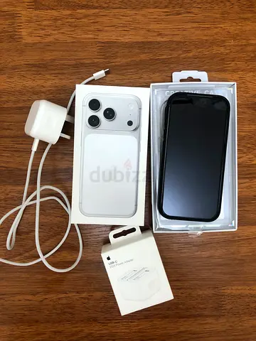 Iphone 17 pro brand new mobile with 11 month international warranty ,and with all accessories