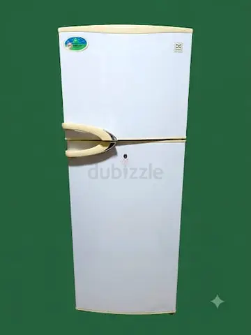 DAEWOO White Double Door Refrigerator - 2-Door Top Freezer (Good Condition) Size: H 163 W 60 D 60 cm