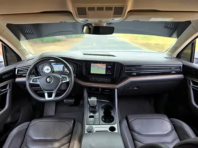 صورة 8 لـ 2018 Volkswagen TOUAREG