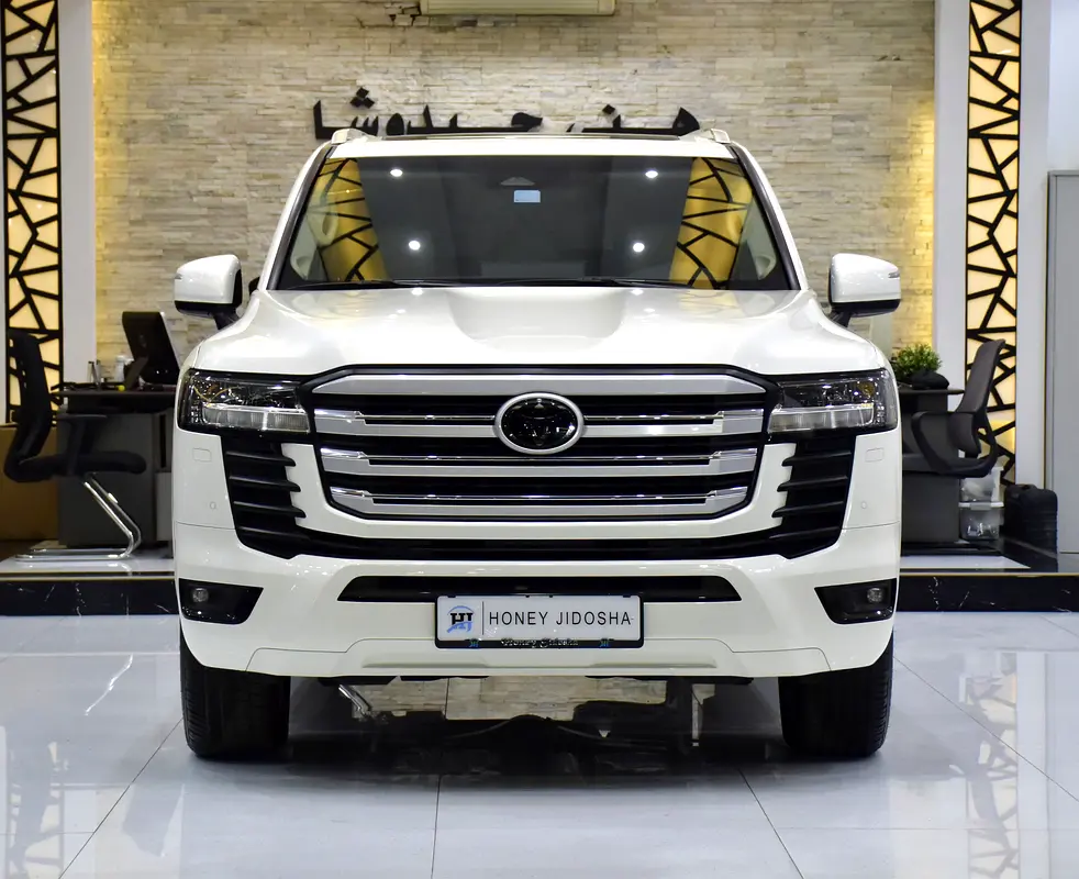 Toyota Land Cruiser 2025 — photo 1 of 19