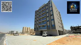 Investment opportunity: A brand new building available for full rent (ground floor + 6 floors) in an