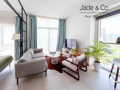 Community Expert | Unfurnished | Mall View
