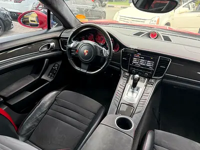 2013 Porsche PANAMERA — миниатюра 10