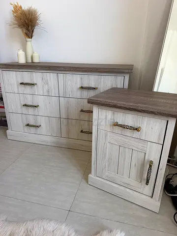 Light Wood 6-Drawer Dresser with Matching Nightstand - Perfect Condition