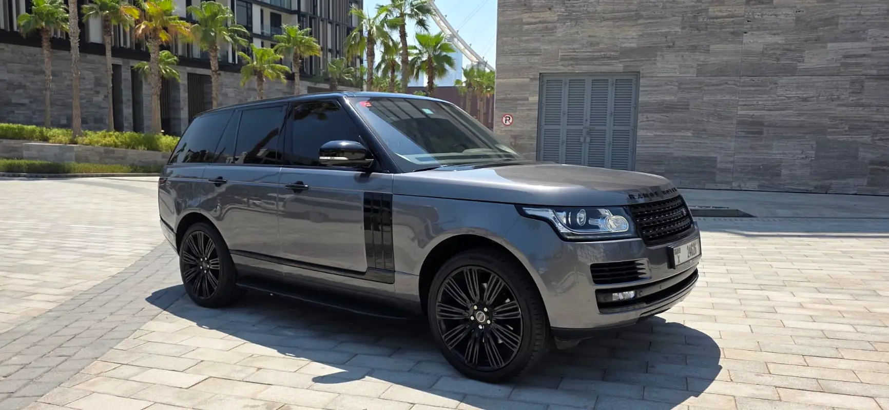Land Rover Range Rover 2015 — photo 1 of 15