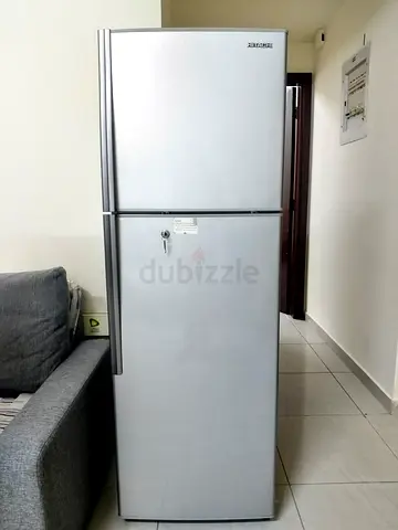 ثلاجة