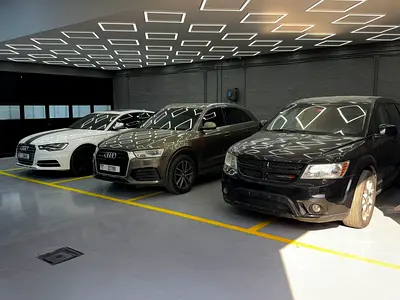 Car Showroom with garage for sale in Al Quoz 1
