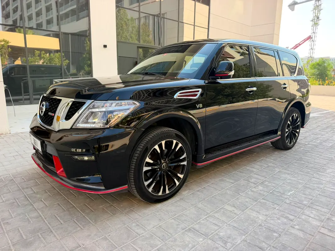 Nissan Patrol 2019 — photo 1 of 20