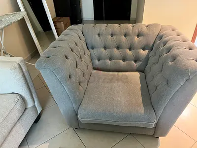 BIG CHAIR FOR LIVING ROOM OR BEDROOM