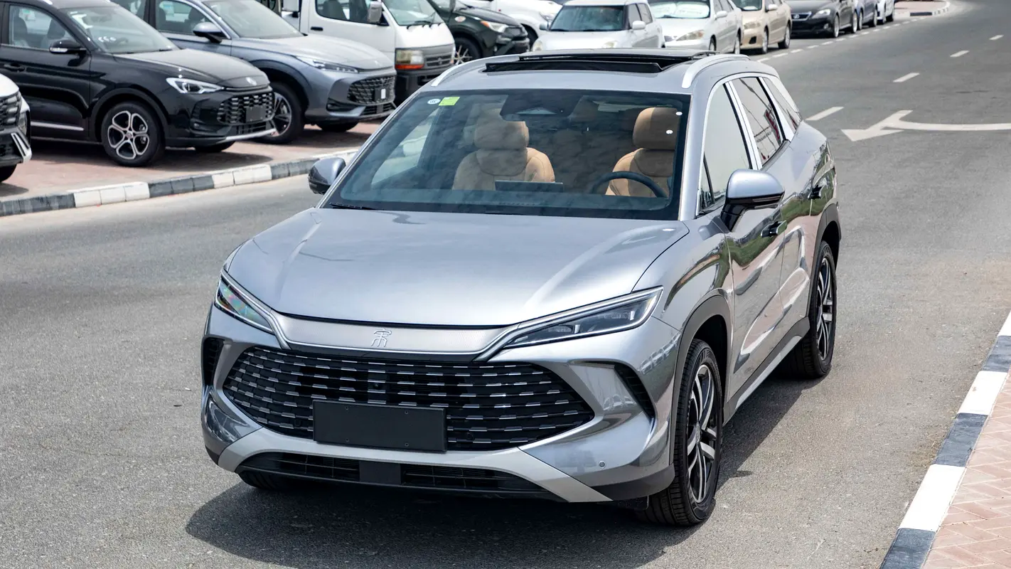 BYD Song L 2025 — photo 1 of 14