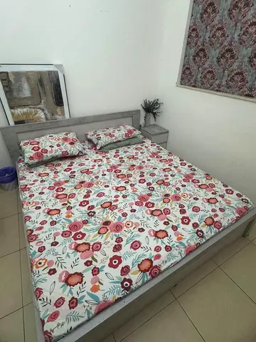 King size bed