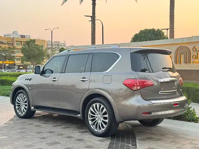 2017 Infiniti QX80 — миниатюра 8