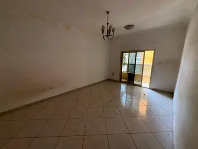 1BHK in Al Majaz 3 with balcony, spacious layout, open side view, fully renovated, near Dubai exit. AED 33K yearly.