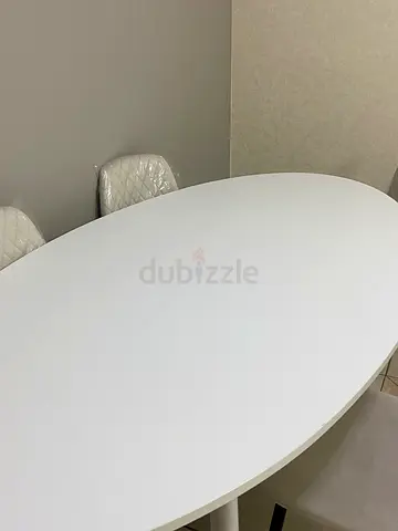 طاوله طعام