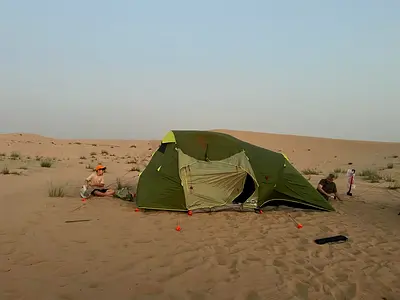 Quechua Family Seconds 4.1 Pop-Up 4-Man Camping Tent (With Desert Sand Pegs)