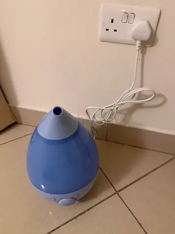 Small Blue Ultrasonic Humidifier - Works Well, Compact