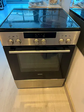 SIEMENS Electric oven with ceramic hob - great working condition
