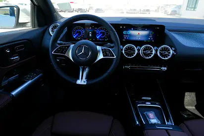 Mercedes-Benz EQA, миниатюра 10