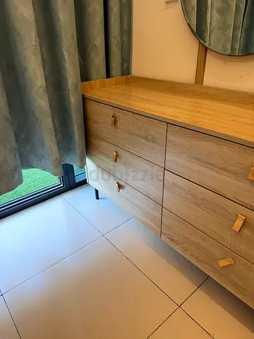 Home Centre Console Table with Round Mirror