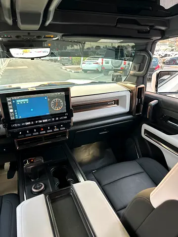2022 GMC HUMMER — фото 13