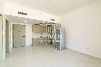 Brand new Villa | Vacant | Community View