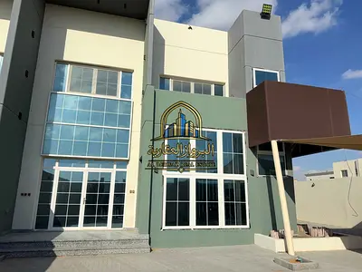 Spacious 5 bedroom with maid room villa for rent Spacious 5-Bedroom Villa with Maid’s Room for Rent