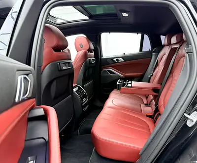 2021 BMW X6 — миниатюра 17