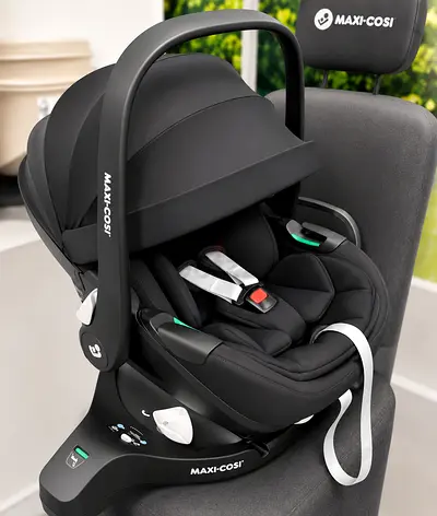 Maxicosi pebble 360 pro 2 lieflat car seat and sliding base