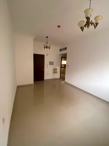 A second-tenant apartment with modern finishing and an excellent layout, located in a prime area close to all essential services and facilities. One