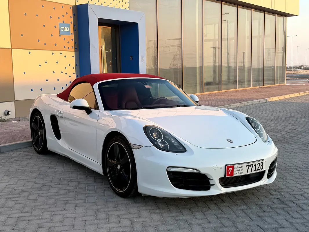 Porsche Boxster 2016 — photo 1 of 12