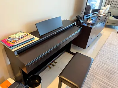 Yamaha Arius YDP 165, 2024, MINT condition, Piano with Bench and pedal - Dark Wood Finish,