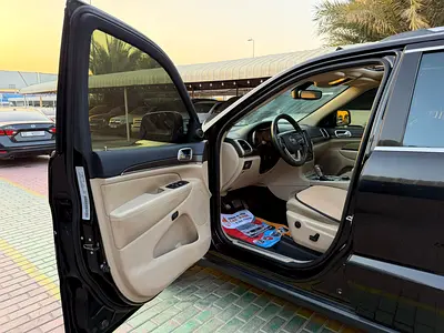 صورة 6 لـ 2017 JEEP GRAND CHEROKEE L