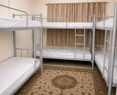 🏠 Comfortable Bed Space in Prime Area – Clean, Fresh  Ready to Move In!