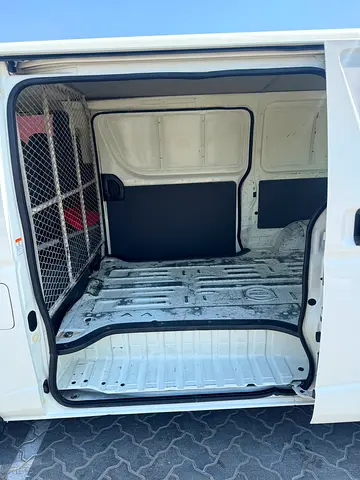 2015 Toyota HIACE — фото 14