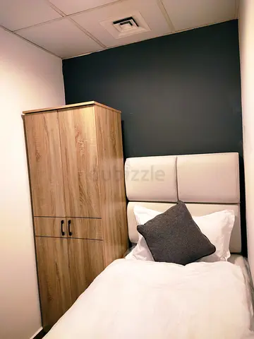 Luxurious Small Room available with attached bathroom