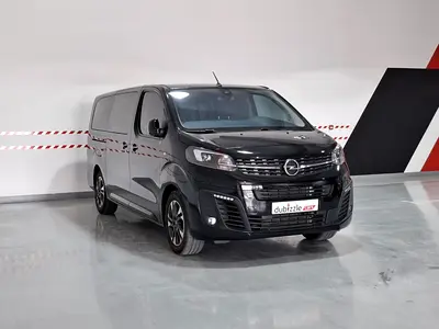 AED 1049/month | 2023 Opel Zafira Life Business Innovation | GCC Specs | Ref#483191