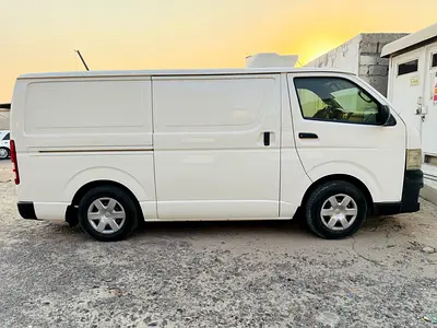 Toyota Hiace GL 2013 cillar